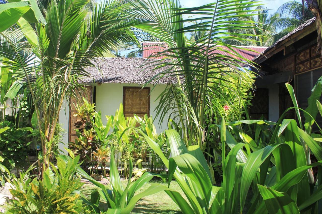 Footprints Homestay (Adults Only) General Luna  Eksteriør billede