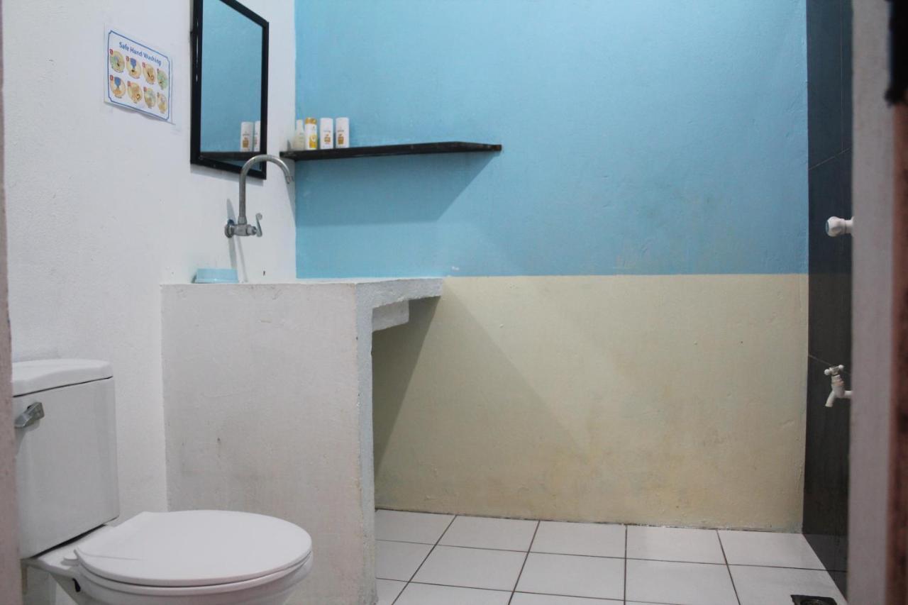 Footprints Homestay (Adults Only) General Luna  Eksteriør billede