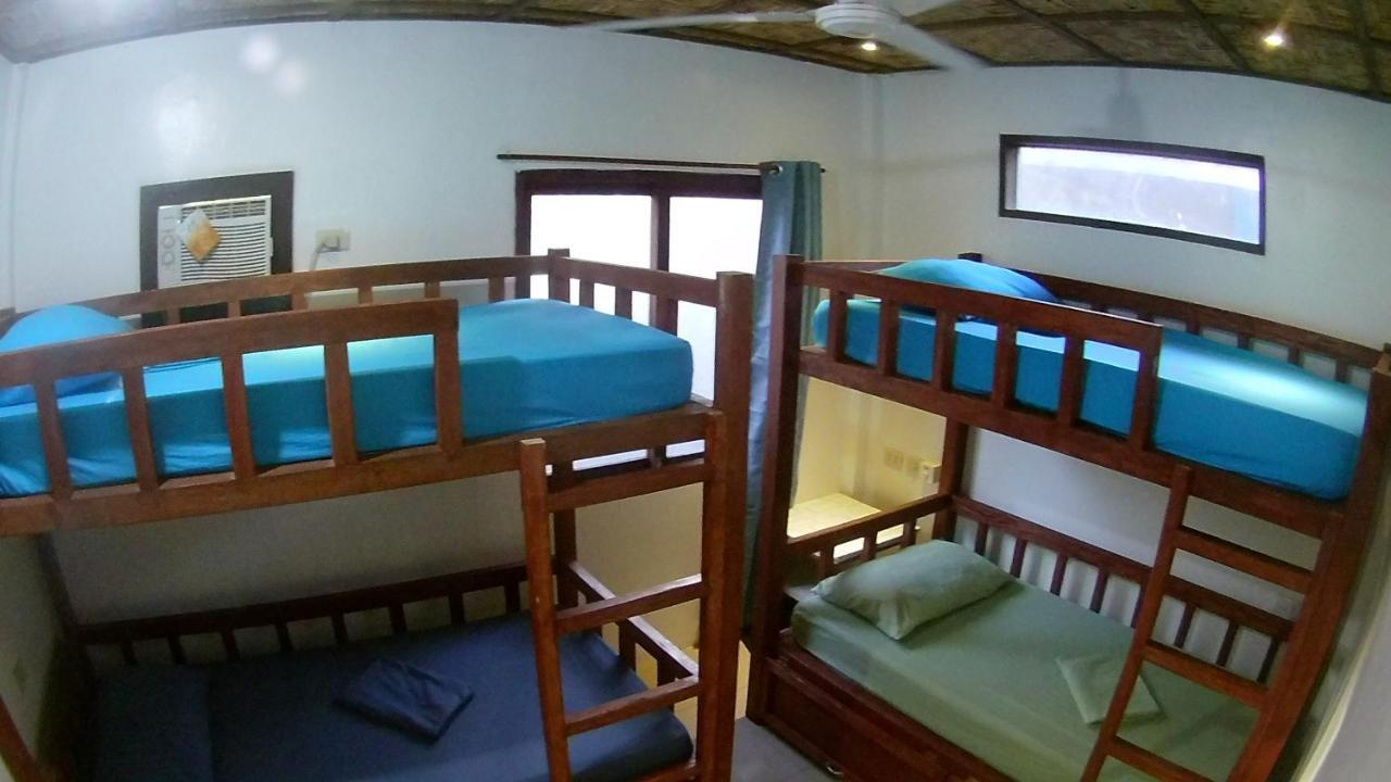 Footprints Homestay (Adults Only) General Luna  Eksteriør billede